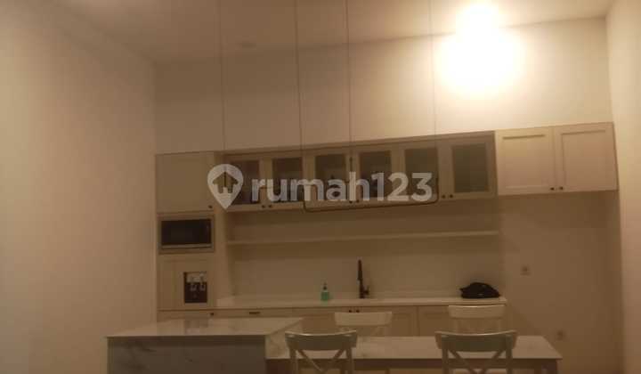 Comfortable Luxury House in Onyx Cluster, Alam Sutera, South Tangerang 2