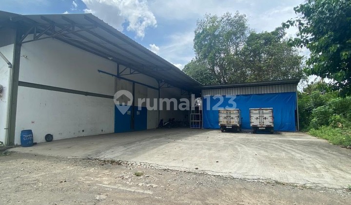 Di sewakan Gudang Cikokol kebun nanas Jln MH  Thamrin, Tangerang