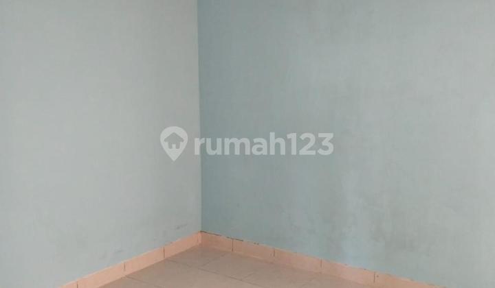 Rumah 2 BR di Serpong Paradise, Tangerang Selatan 2