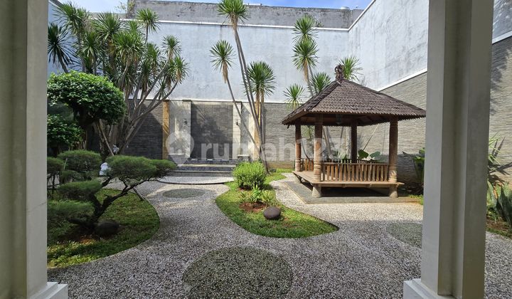 Rumah Mewah Bangunan Mandiri Full Furnish Siap Huni Lokasi Strategis Bebas Banjir Di Cluster Crown Pondok Hijau Golf Phg Gading Serpong