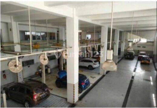 Ex Showroom Mobil Pinggir Jalan Raya Lokasi Strategis Di Bsd Tangerang 2