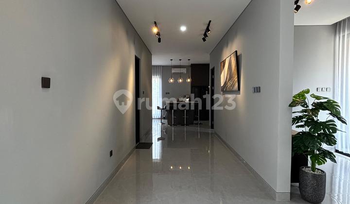 DIJUAL RUMAH BARU HOEK BANGUN MANDIRI 2 LANTAI DI KENCANA LOKA - BSD - TANGERANG SELATAN 2