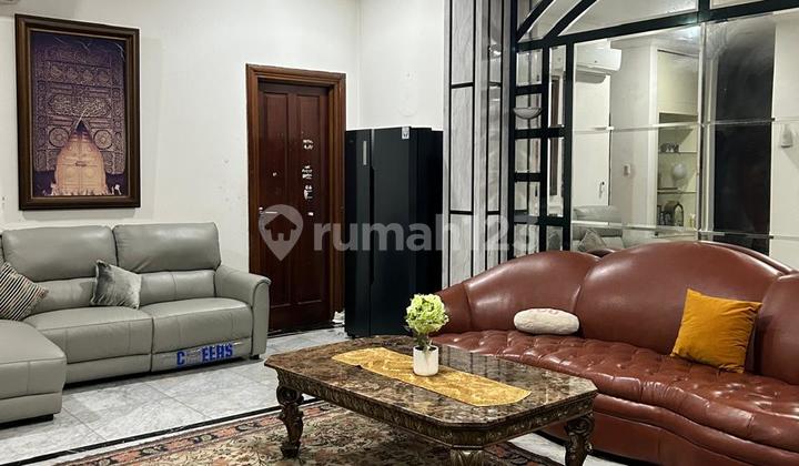 Dijual Rumah Cantik Posisi Hook di Bsd Puspitaloka 2