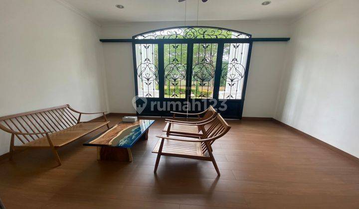 Rumah Mewah Hook/Hoek Murah 3 Lantai Ada Kolam Renang Siap Huni Hadap Selatan Barat Di Sutera Telaga Biru Alam Sutera 2