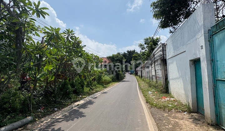 Dijual Cepat Gudang Strategis Cocok untuk Workshop, Mess, Kontrakan, Lapangan Or/Padel di Jelupang Serpong