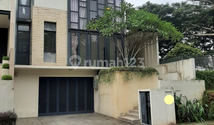 Dijual Segera Rumah Hoek (Corner) Tipe L10 di Navapark BSD City Tangerang