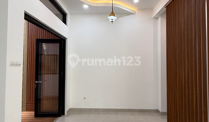 Dijual Rumah Brand New Modern Minimalis Hook di BSD Kencana Loka 2