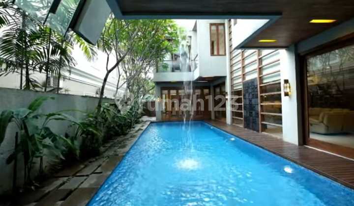 Rumah Mewah Siap Huni Lokasi Strategis Di Taman Golf Lippo Karawaci Rumah Mewah Siap Huni Lokasi Strategis Di Taman Golf Lippo Karawaci