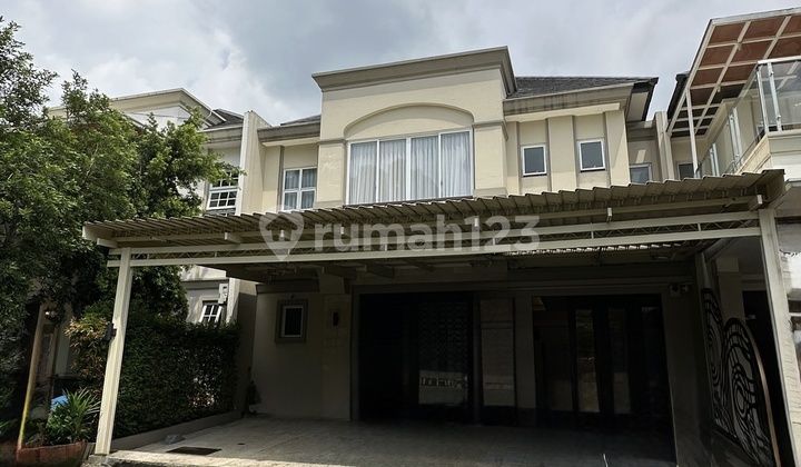 Rumah Bagus (10x18) Semi Furnished Vivacia BSD Eminent Tangerang