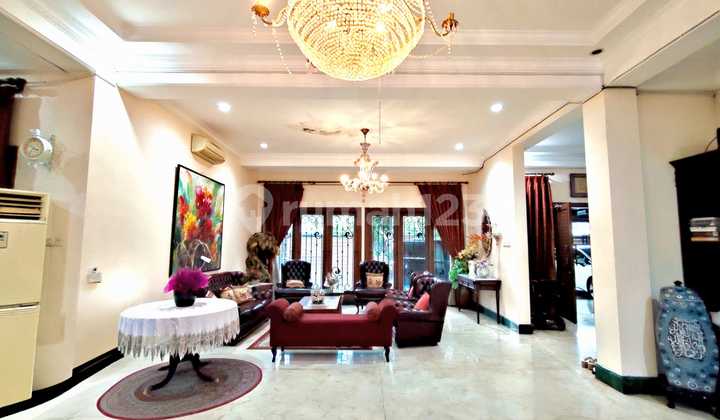 Sell Ready-to-Occupy House in Ki Mangunsarkoro, Menteng, Central Jakarta