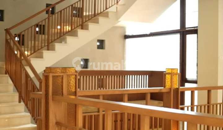Rumah Mewah Siap Huni Lokasi Strategis Di Taman Golf Lippo Karawaci 2
