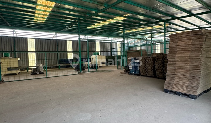 Ready-to-Live Ex-Factory Strategically Located Flood-Free AMDAL P3 Available on Moh Toha Mauk Tangerang