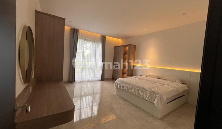 Dijual Rumah American Classic Full Furnished di Sutera Buana Alam Sutera 2