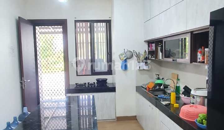 FOR SALE: Nice Furnished Ready-to-Live House at Mozia, Amata Cluster BSD Tangerang at an Affordable Price 2