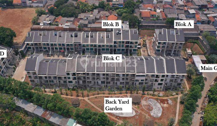 Rumah Dalam Kompleks Perbukitan 10 Menit Ke Pim 2