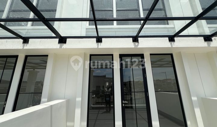 Di Jual Ruko Hudson Type Arcade Double Balcony