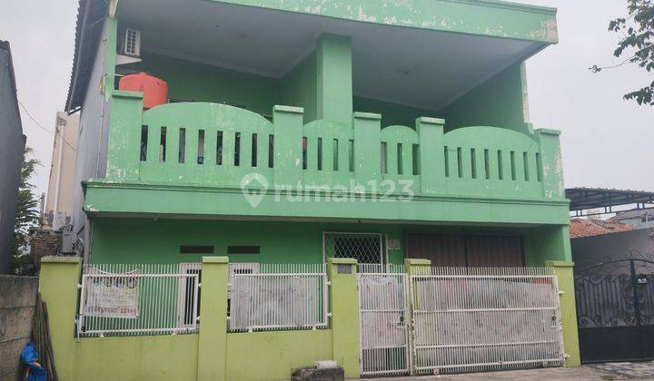 Rumah 2 Lantai Taman Royal Cipondoh Siap Huni Semi Furnished 1