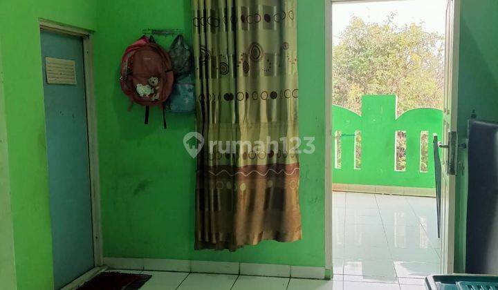 Rumah 2 Lantai Taman Royal Cipondoh Siap Huni Semi Furnished 2