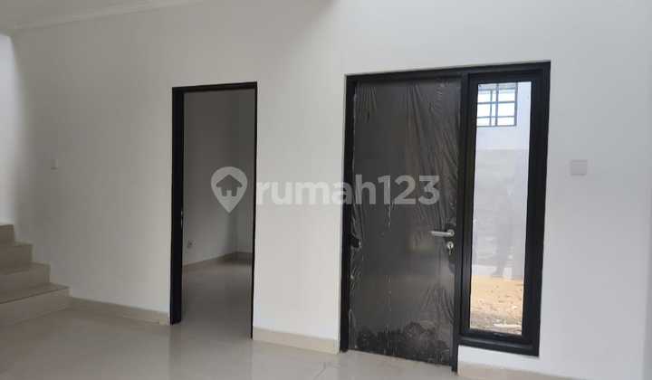 Beautiful and Minimalist New House 3 Bedrooms Grand City Balikpapan