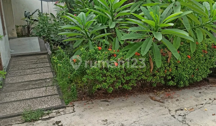 Rumah Rungkut Asri Barat