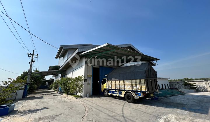 Gudang Industri Madiun Dekat Tol Strategis Container 40 Feet 1