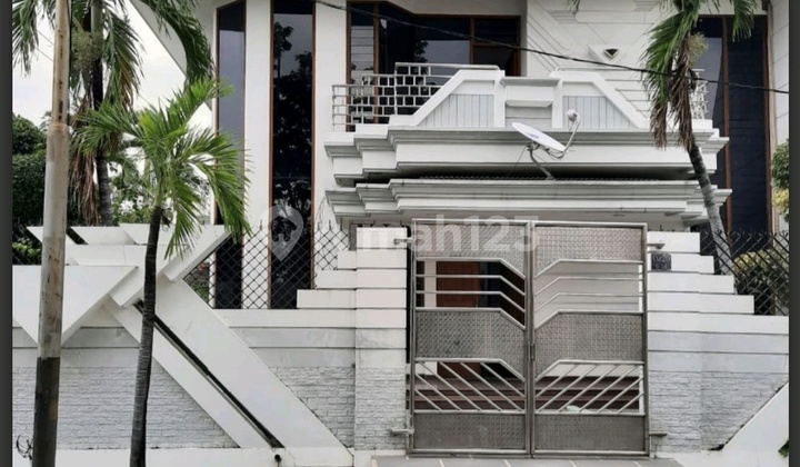 Rumah Dharmahusada Indah Utara 1