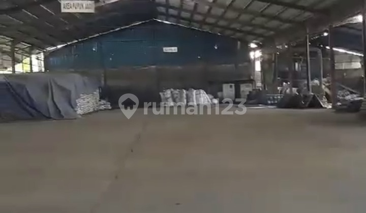 Tanah dan Gudang SHM 1