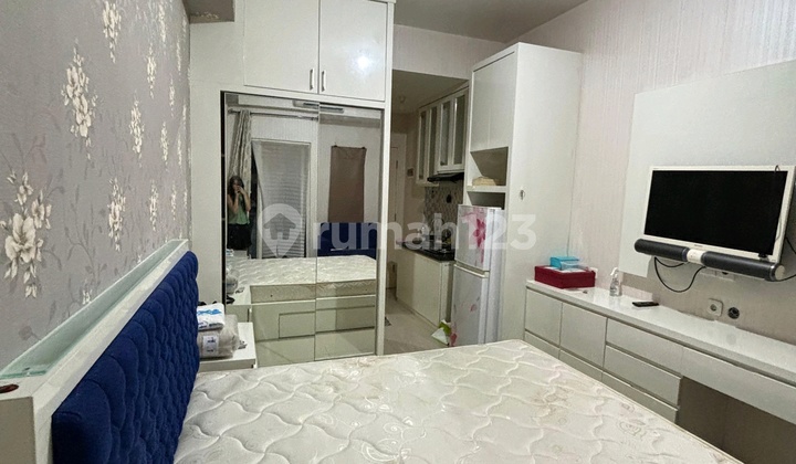 Apartment Orchard Studio Furnish Surabaya Barat 2