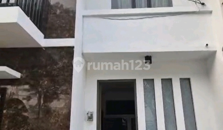 Rumah Babatan Pratama 2lantai