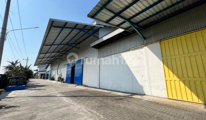 Gudang Industri Madiun Dekat Tol Strategis Container 40 Feet 2