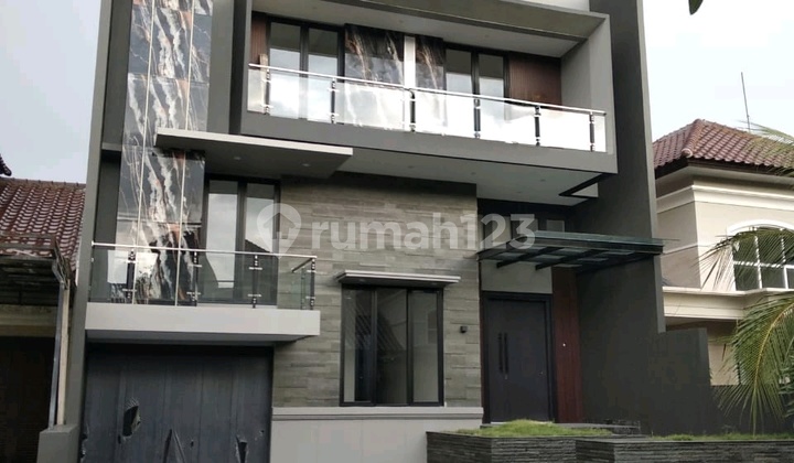 New Gress Citraland Fullerton West Surabaya House New