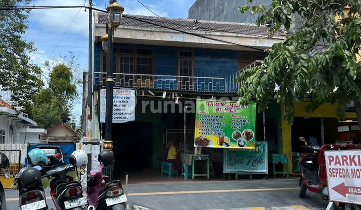 Rumah Usaha Depan Rumah sakit besar Madiun 1