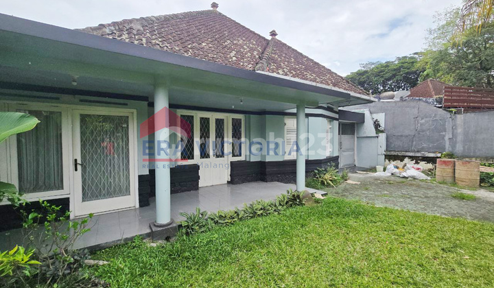 Sewa Rumah Kolonial Strategis Gunung-Gunung Klojen Ideal untuk Resto Sewa Rumah Kolonial Strategis Gunung-Gunung Klojen Ideal untuk Resto