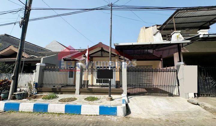 Dijual Rumah One Gate System Dekat Platinum Badminton Araya Malang 1