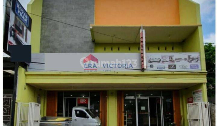 Ruko Lokasi Di Pusat Kota Cocok untuk Segala Usaha  1