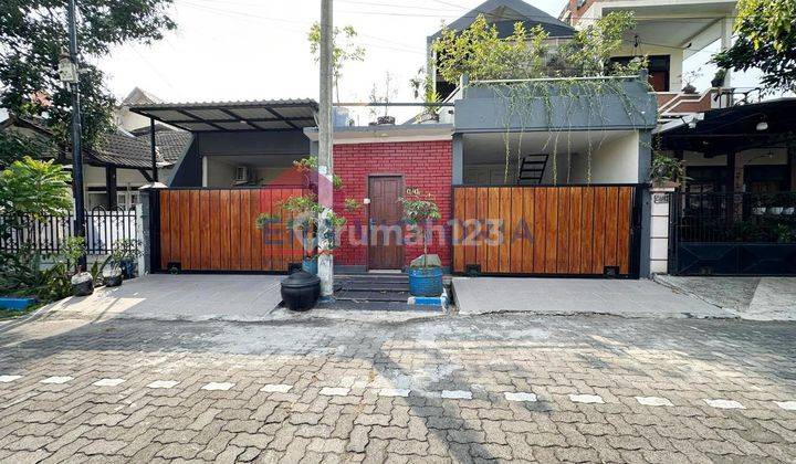 Rumah Sangat Terawat Perum Elit Araya Layout Bagus Full Furnished  1