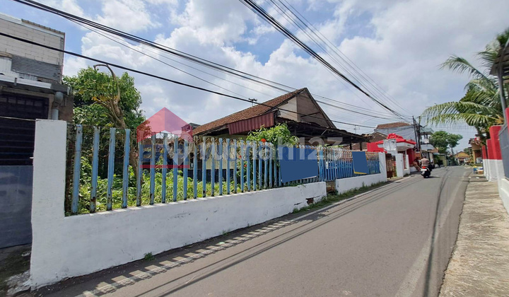 House near SMAK Santa Maria II, Kuliner Kawi & Ijen Suites Hotel 2