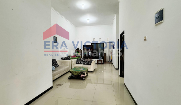 House for Sale in Prime Location Near Brawijaya University, Dinoyo Mall 2