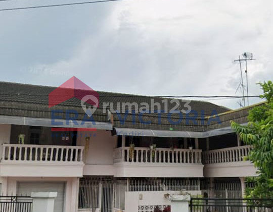 House Position Hook on Provincial Road in Bendogerit Blitar