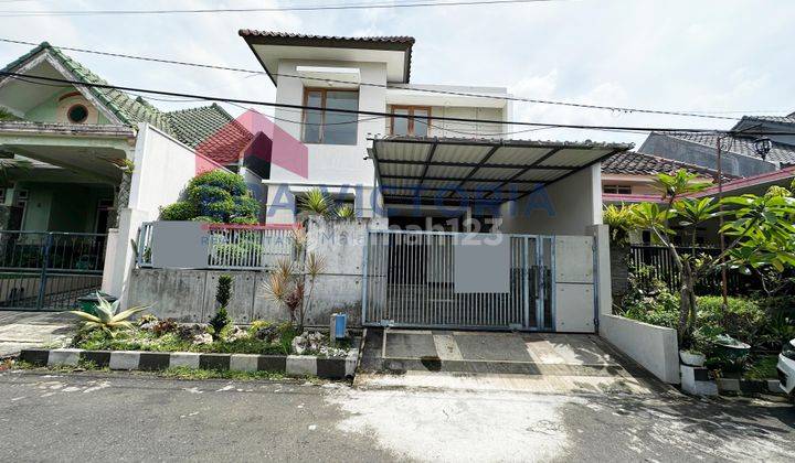 Rumah Semi Furnish Lokasi Bagus Dekat Ke Pusat Kota Malang  1