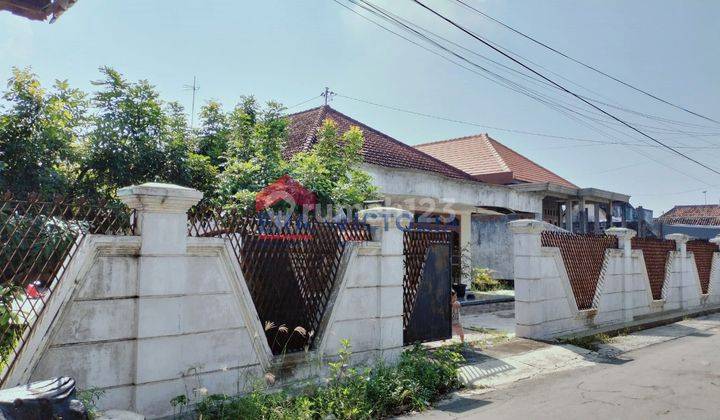 Dijual Segera 2 Rumah Bagus + Tanah Kertosono, Nganjuk 1