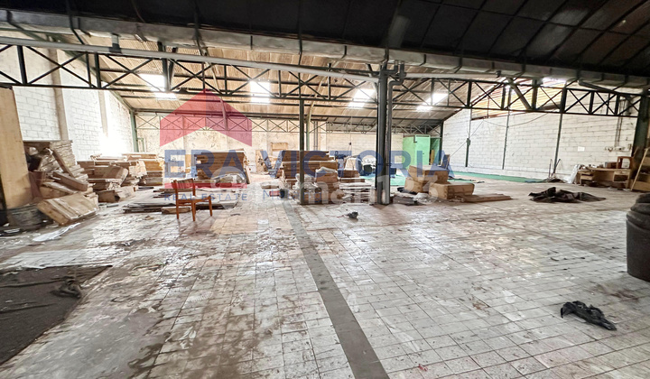 Warehouse for Sale in Lowokwaru High Mobility Suitable for Small-Scale Distributors