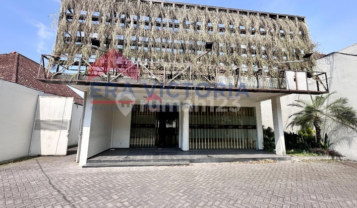 Business Space Very Strategic Location On Premier Road, Malang City
