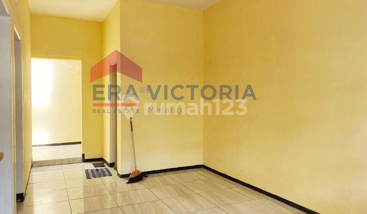 Strategic House in Singosari Near Dengkol Market &amp; Abd. Saleh Airport, Ideal for Families 2