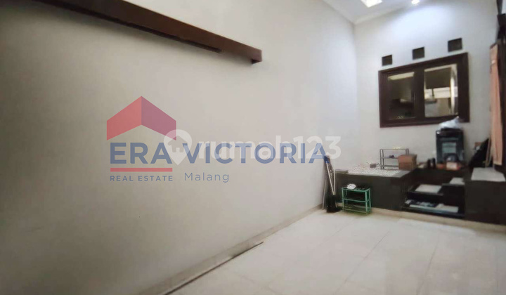 Ready-to-Occupy Fully Furnished House Near Umm Campus Towards Batu City 2