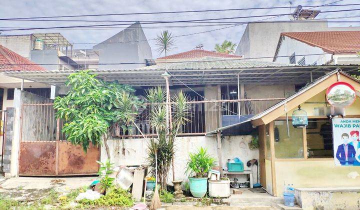 Kriskencana Sari Belakang Ciputra World Rumah Hitung Tanah SHM 1