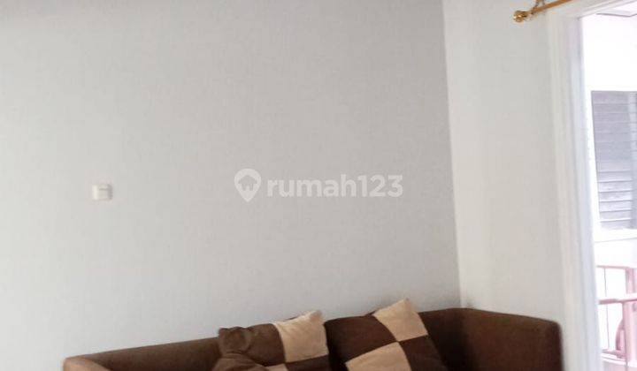 Disewakan Rumah Minimalis 2 Lantai Di Pakuwon City Furnished 2