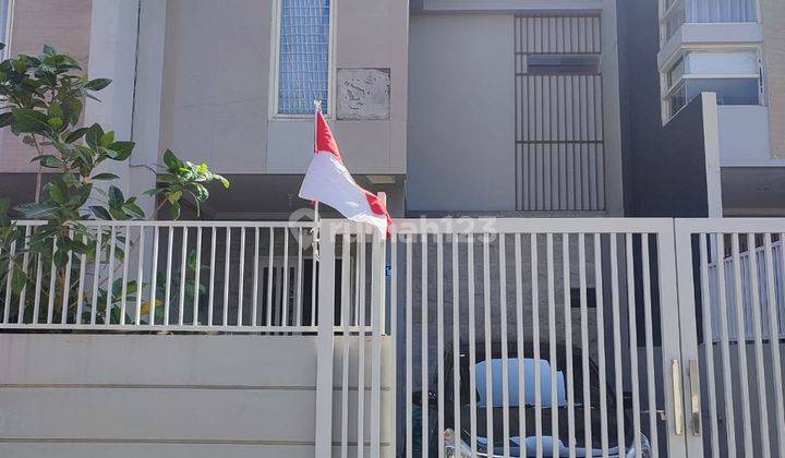 Dijual Rumah 2 Lantai Sidoyoso Simokerto Surabaya One Gate Sistem 1