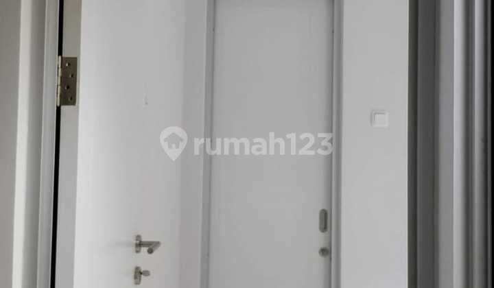 Disewakan Rumah Bagus 2 Lantai Siap Huni Di Cluster Malibu Village Gading Serpong 2