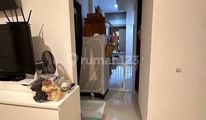 Dijual Rumah Cakep Semi Furnished di The Green BSD Tangerang 2